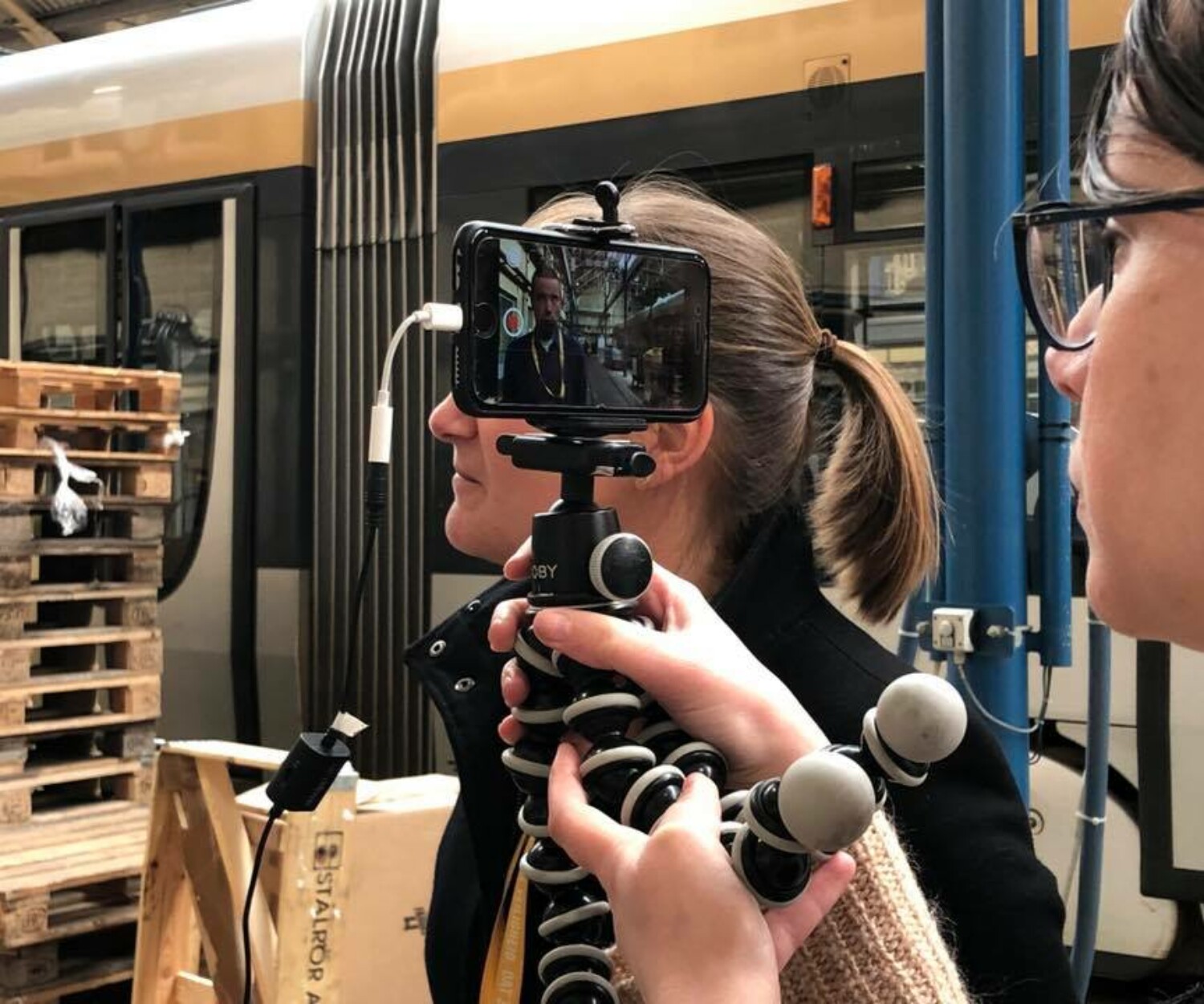 Formation de la STIB à la réalisation de vidéos pro avec un smartphone